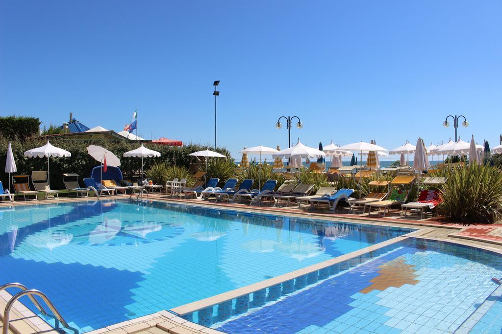 קוואלינו-טראפורטי Eurobeach Residence מראה חיצוני תמונה